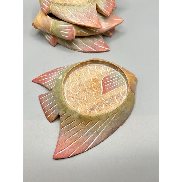 Beach House Decor Fish Coasters Set of 4 80s 90s Wood Carved Pastel Angel Fish - Picture 5 of 9